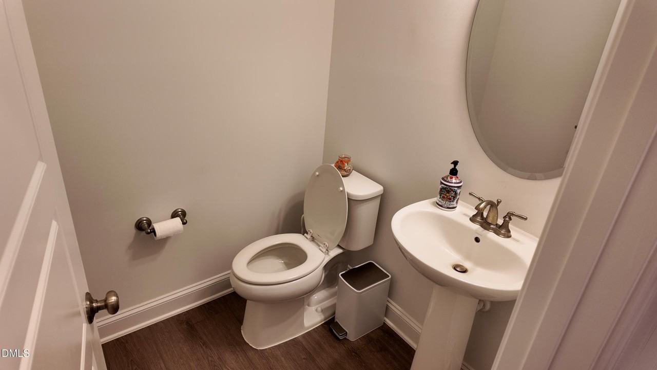 2143 Stegemann St - Photo 5 of 37