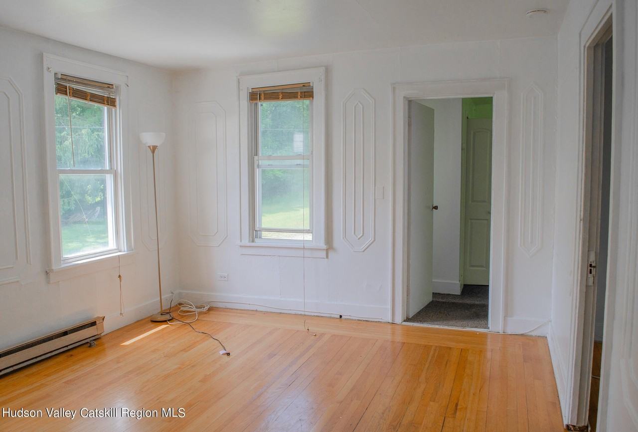1620 Columbia Tpke #3 - Photo 7 of 14