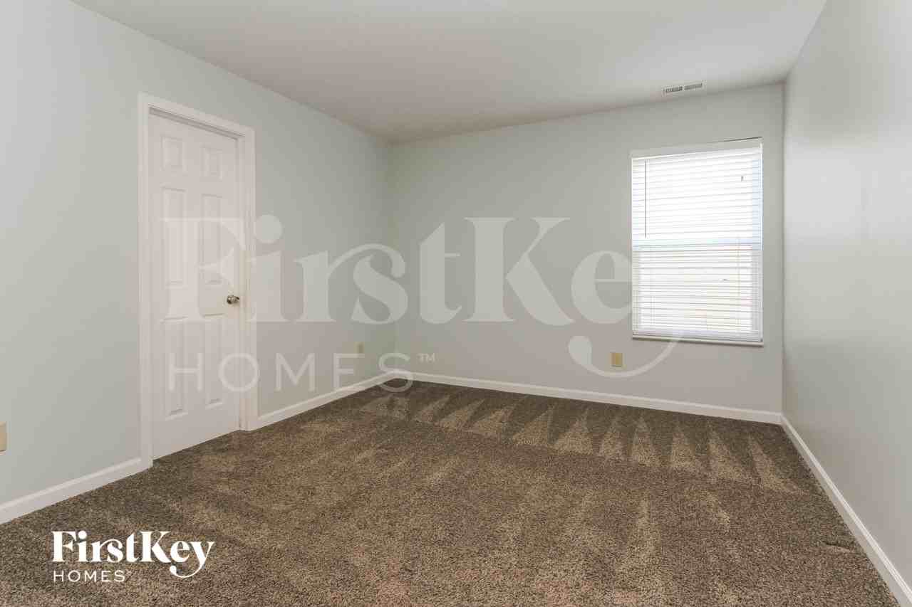 2287 Cedarmill Dr - Photo 7 of 16