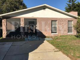 featured image of 2224 E Hanna Ave