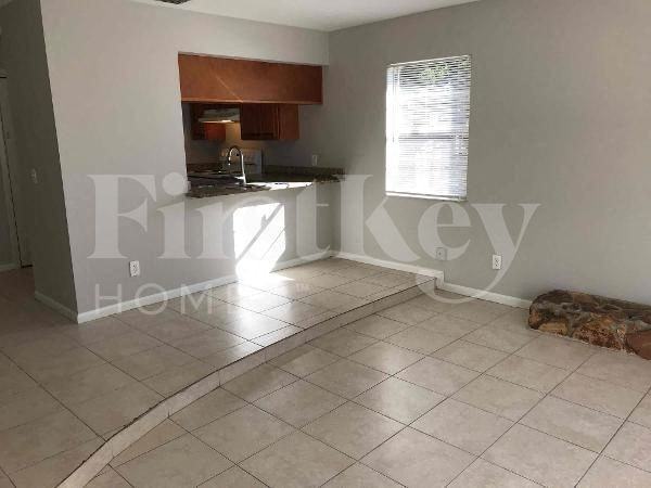 2224 E Hanna Ave - Photo 5 of 18