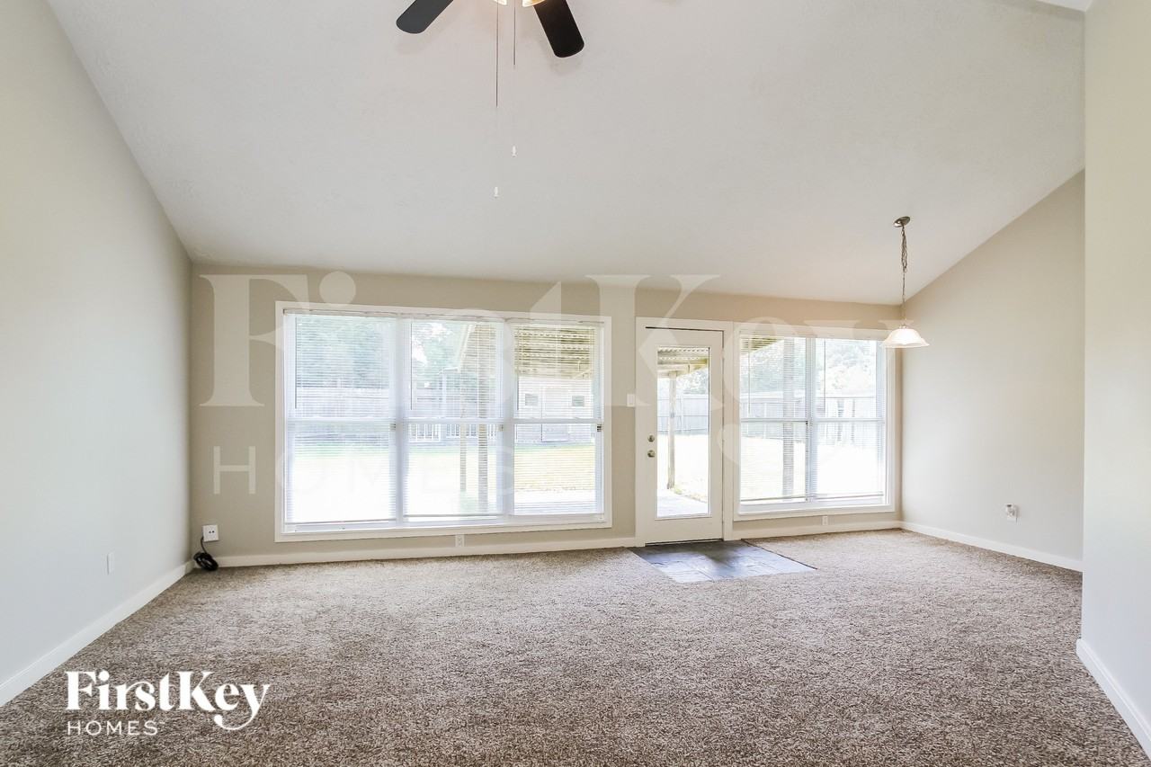 21330 N Tangle Creek Ln - Photo 3 of 19