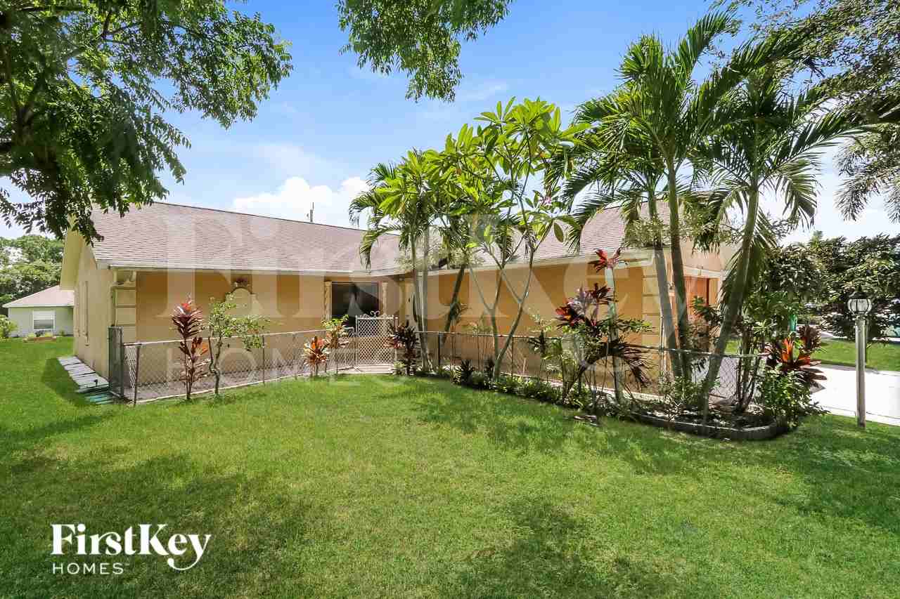 1829 Sw California Blvd - Photo 4 of 20