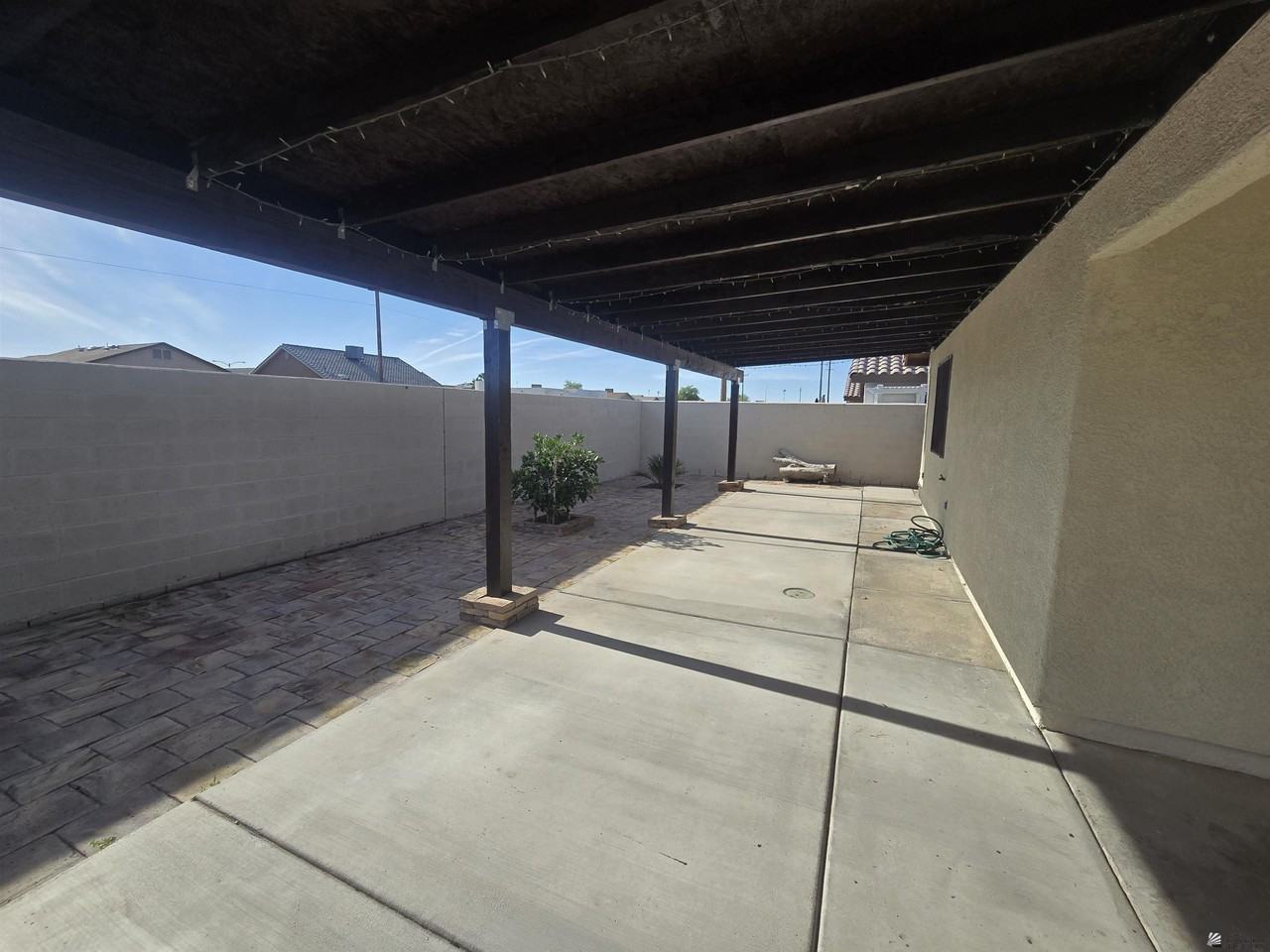 417 N San Juan Ln - Photo 3 of 18