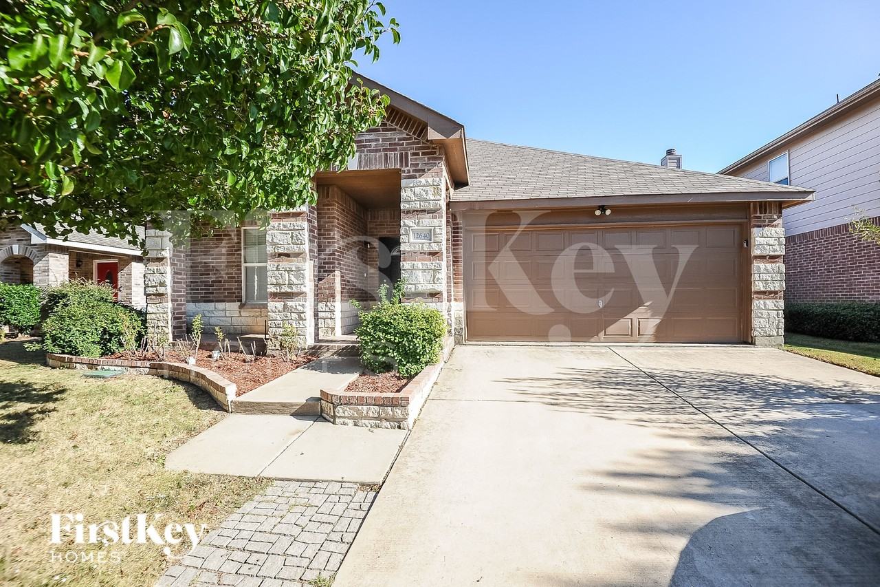 12640 Shady Cedar Dr - Photo 2 of 19