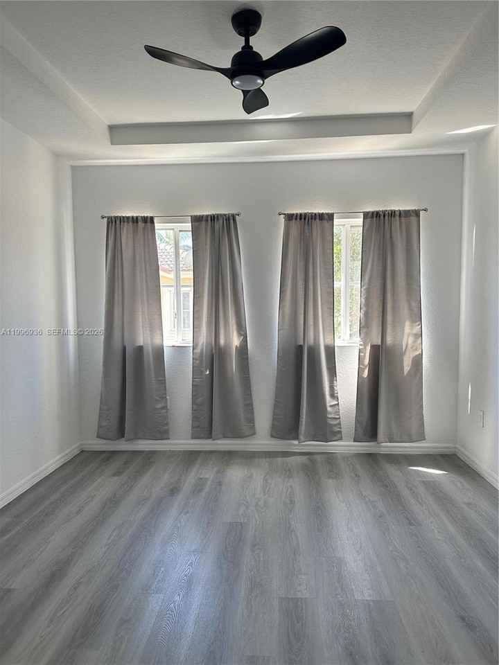 8246 Nw 108th Ave #7-16 - Photo 7 of 8