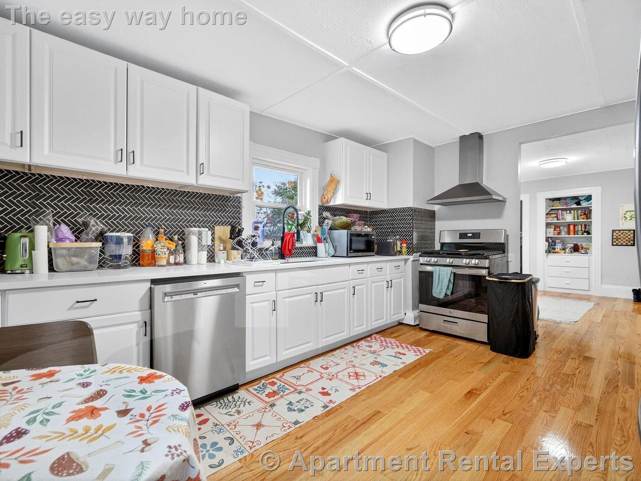 114 Woodstock St #2 - Photo 2 of 11