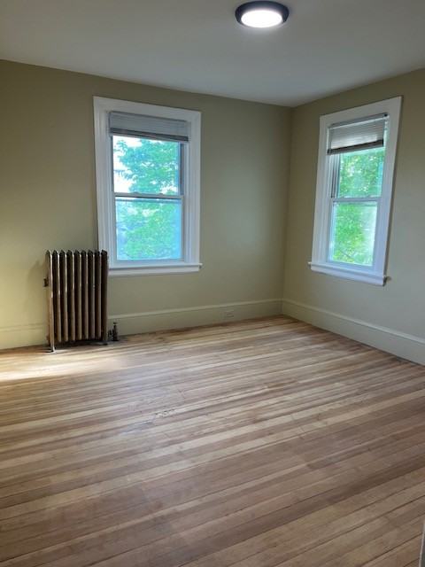 415 Blackstone St - Photo 6 of 11