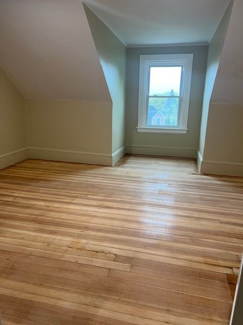 415 Blackstone St - Photo 7 of 11