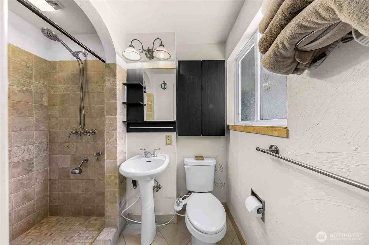 12048 Standring Ct Sw - Photo 7 of 9