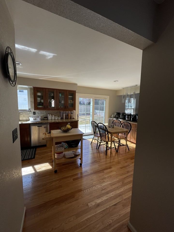 2247 S Eagle St #B - Photo 4 of 16