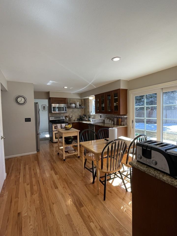 2247 S Eagle St #B - Photo 7 of 16