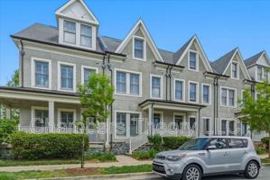 featured image of 2735 Linden Ln