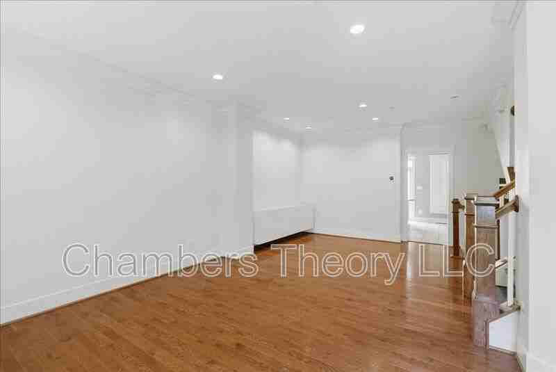 2735 Linden Ln - Photo 4 of 45