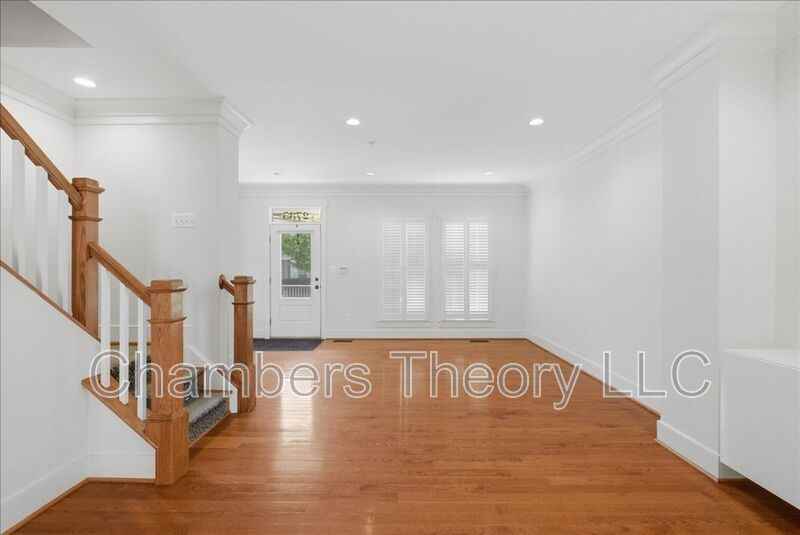 2735 Linden Ln - Photo 6 of 45