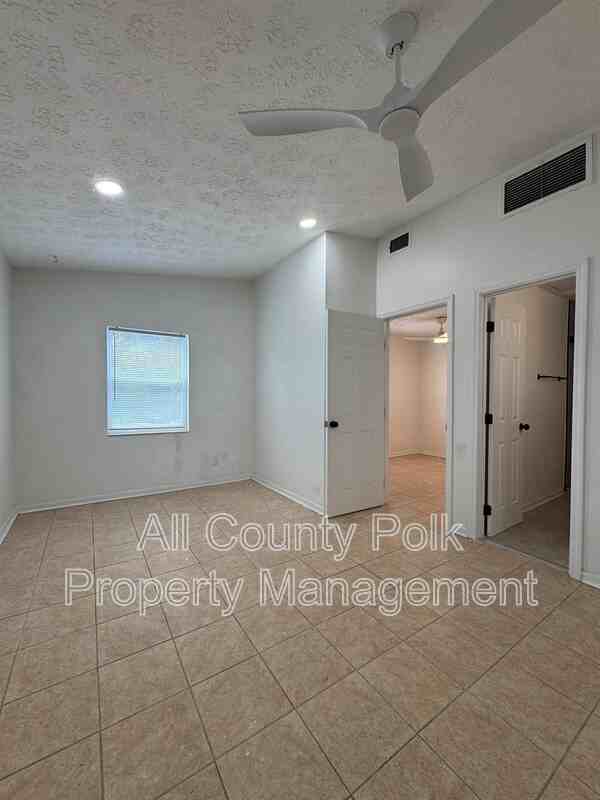 3020 Galaxy Ln - Photo 3 of 15