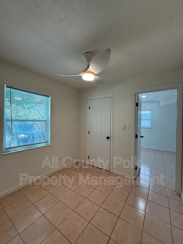 3018 Galaxy Ln - Photo 5 of 12