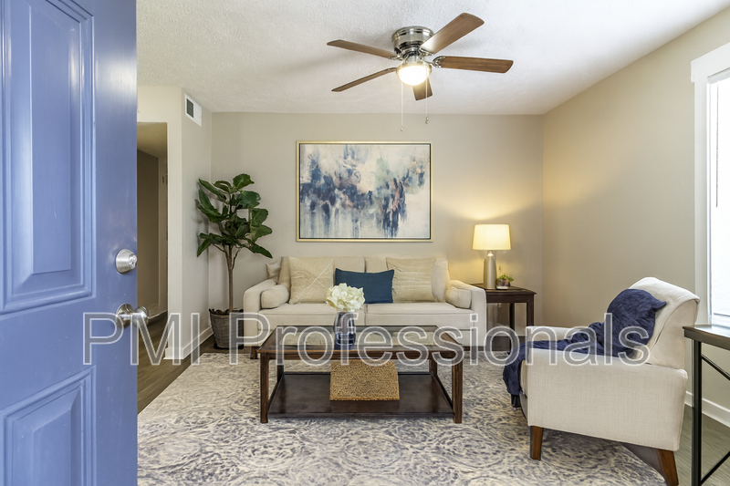 103 Kingsridge Dr - Photo 2 of 10