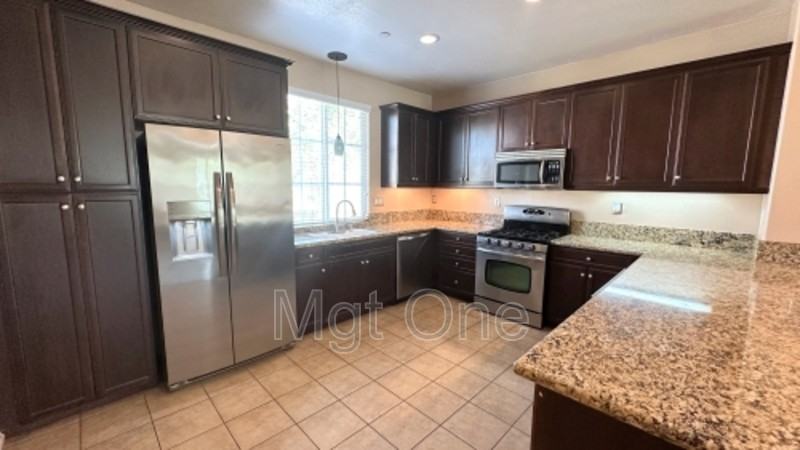 12579 Ruvina Ln - Photo 2 of 18