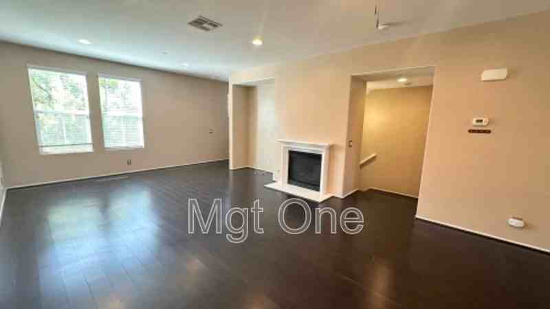 12579 Ruvina Ln - Photo 4 of 18