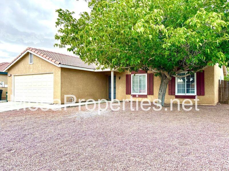 10850 Villa St - Photo 4 of 29
