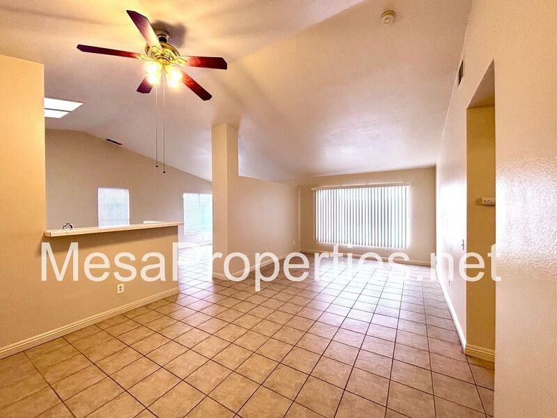 10850 Villa St - Photo 6 of 29