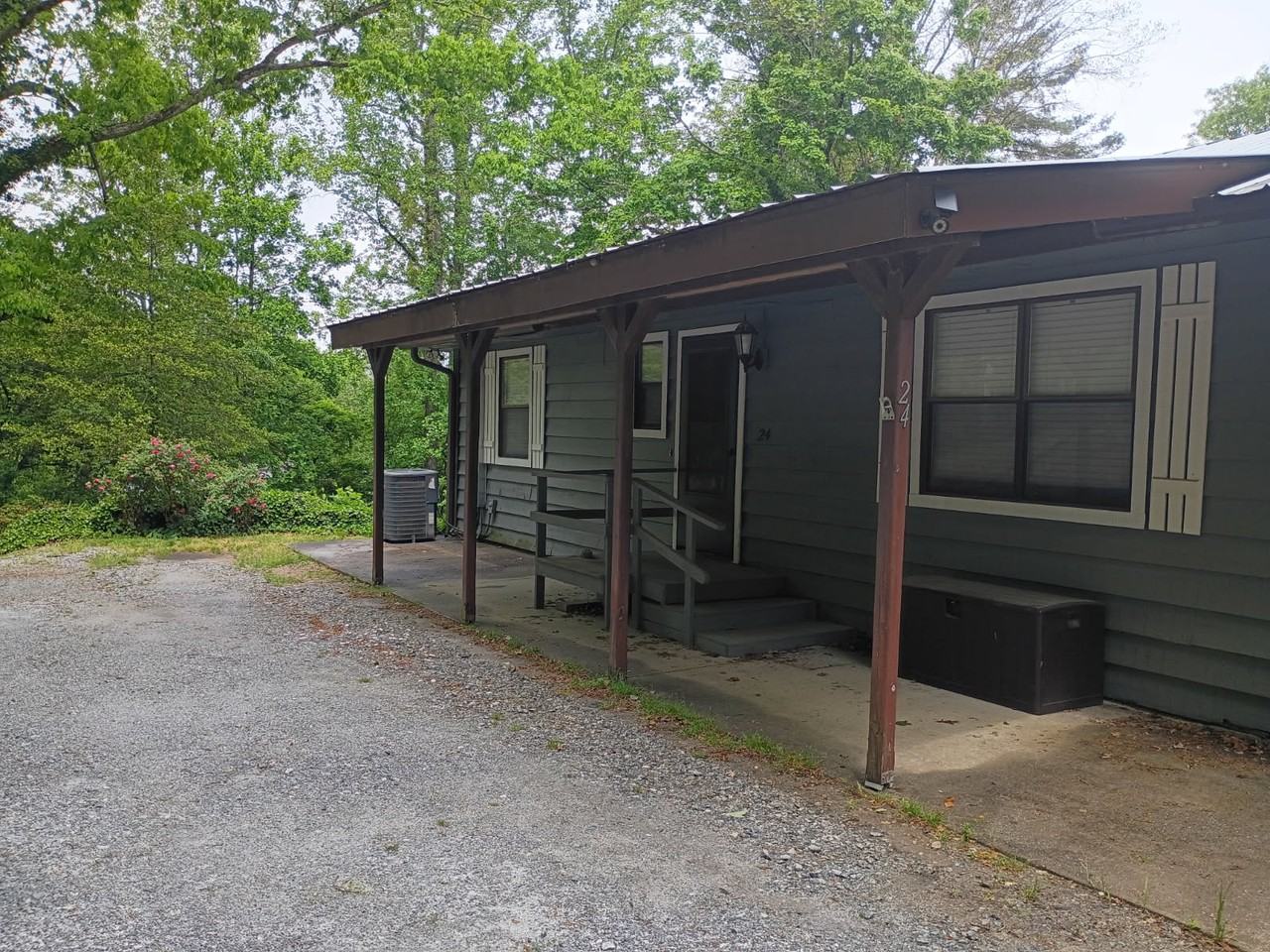 24 Dogwood Ln #A - Photo 4 of 50