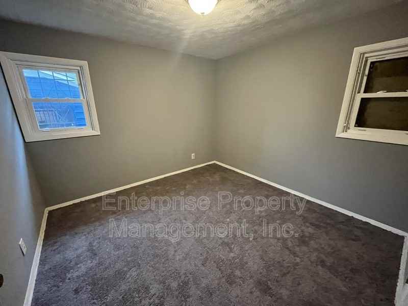 829 Alida Ave - Photo 7 of 11