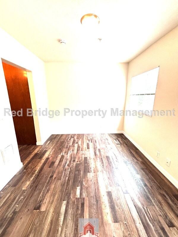 1607 Sw Montgomery St #6 - Photo 5 of 18