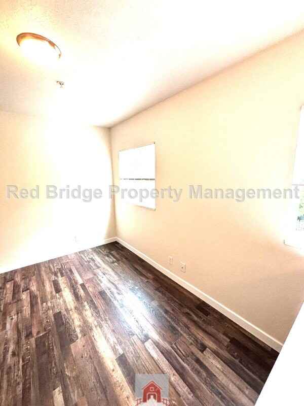 1607 Sw Montgomery St #6 - Photo 6 of 18