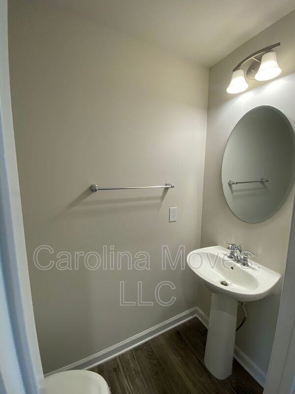 8 Willomere Way - Photo 6 of 22