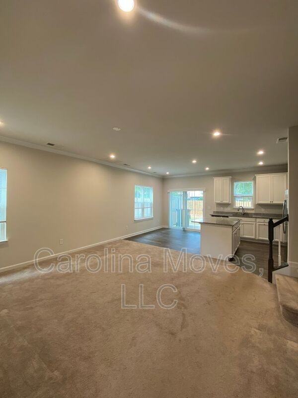 8 Willomere Way - Photo 7 of 22
