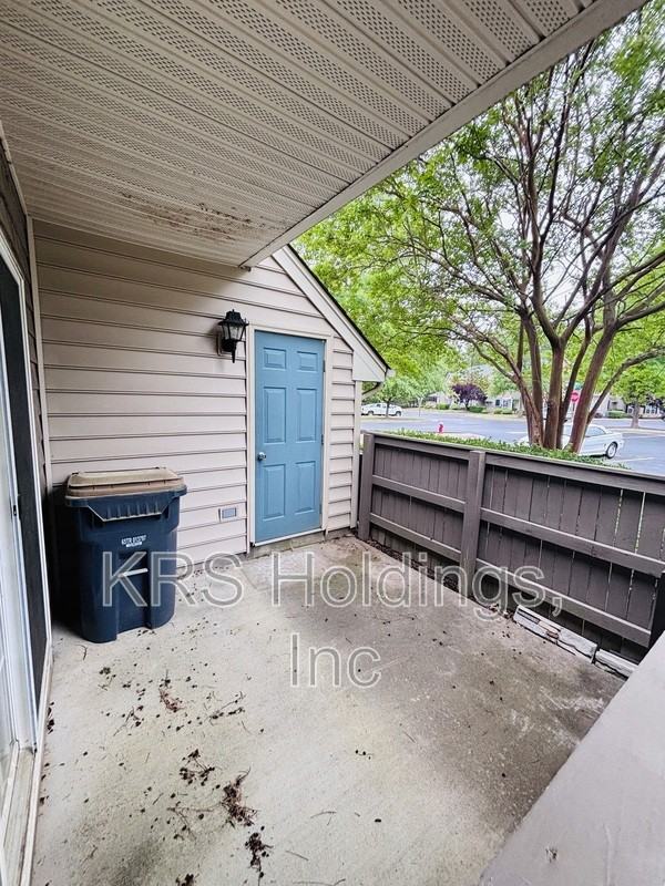 2909 Fenton Croft - Photo 4 of 28