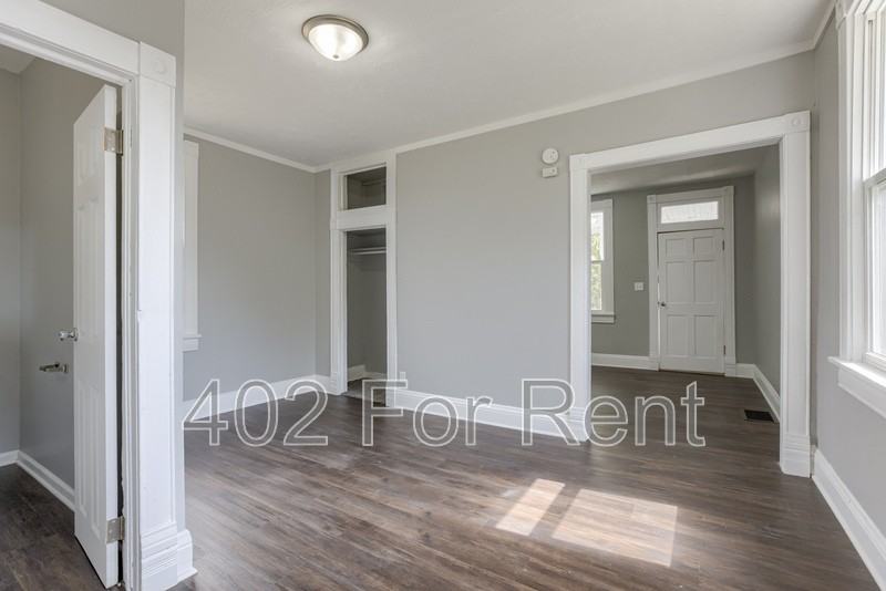 1240 S 15th St - Photo 7 of 25