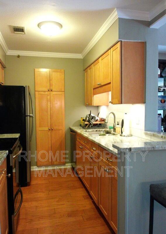1418 Highland Bluff Dr Se - Photo 4 of 30