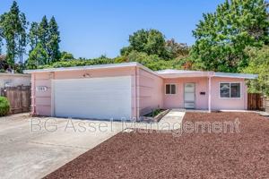 featured image of 1588 Ridgecrest Rd