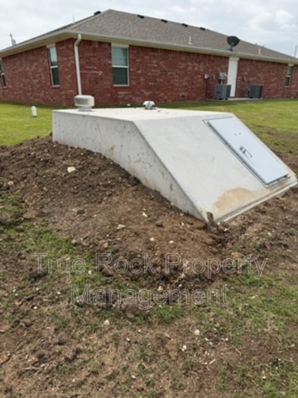 13802 County Road 3592 - Photo 3 of 14