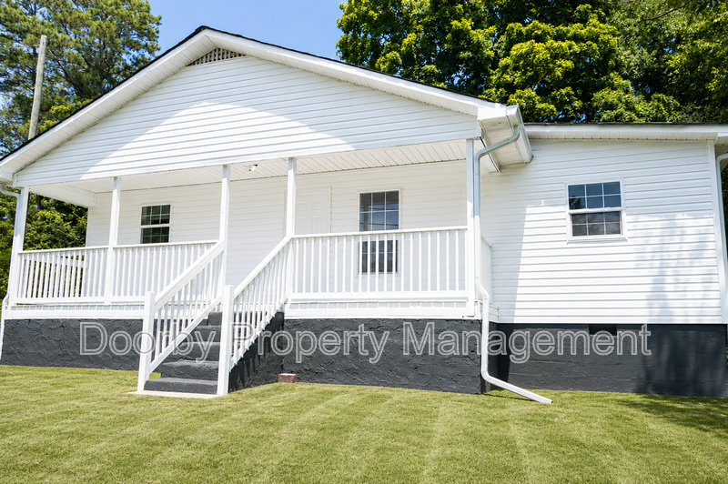 196 Rogers Rd - Photo 3 of 16