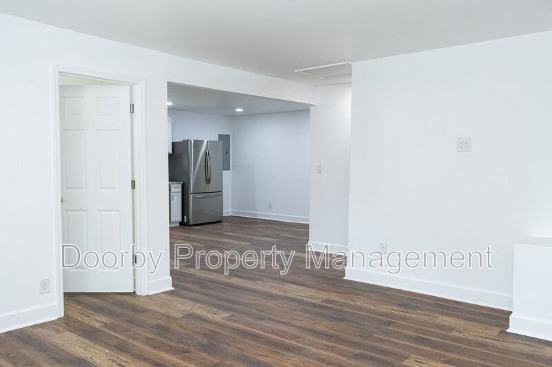 196 Rogers Rd - Photo 4 of 16