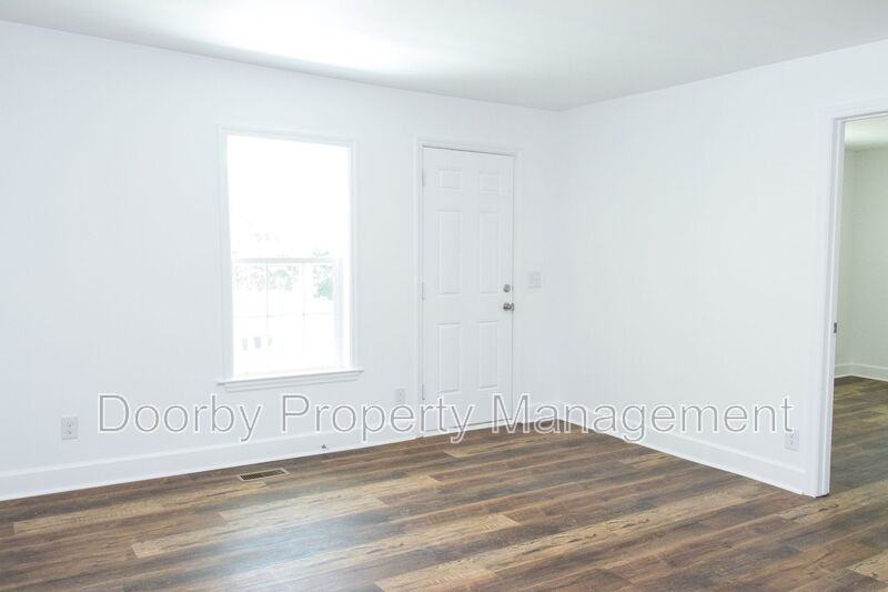 196 Rogers Rd - Photo 5 of 16