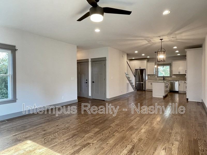 311 Urban Pl - Photo 6 of 37