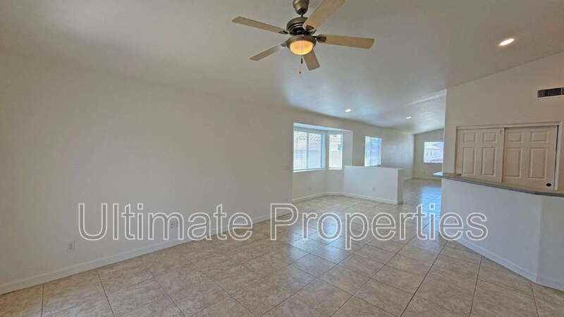 13836 W Lundberg St - Photo 2 of 10