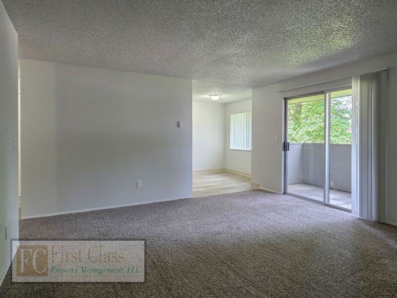 1348 Ne 186th Ave - Photo 5 of 26