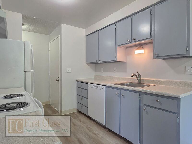 1348 Ne 186th Ave - Photo 7 of 26