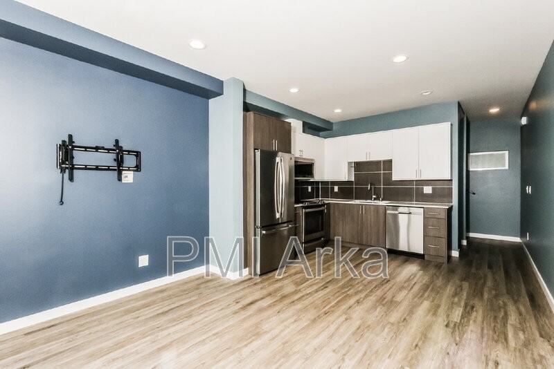 1919 25th Ave S #B - Photo 5 of 17