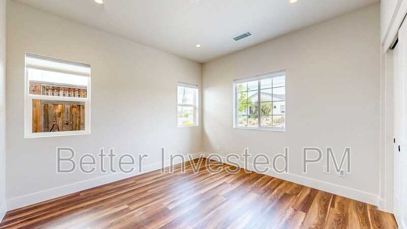 4565 Brighton Dr - Photo 7 of 19