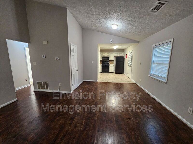 6388 Charter Way - Photo 7 of 21