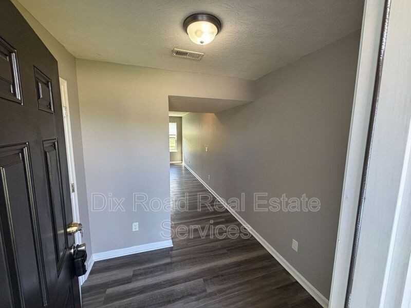 917 Centennial St - Photo 6 of 31