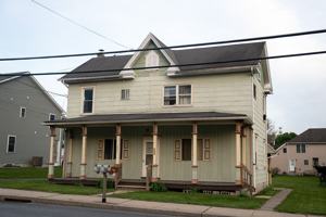featured image of 252 Main St