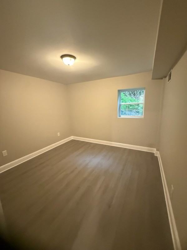 1300 Windsor Ave - Photo 4 of 7